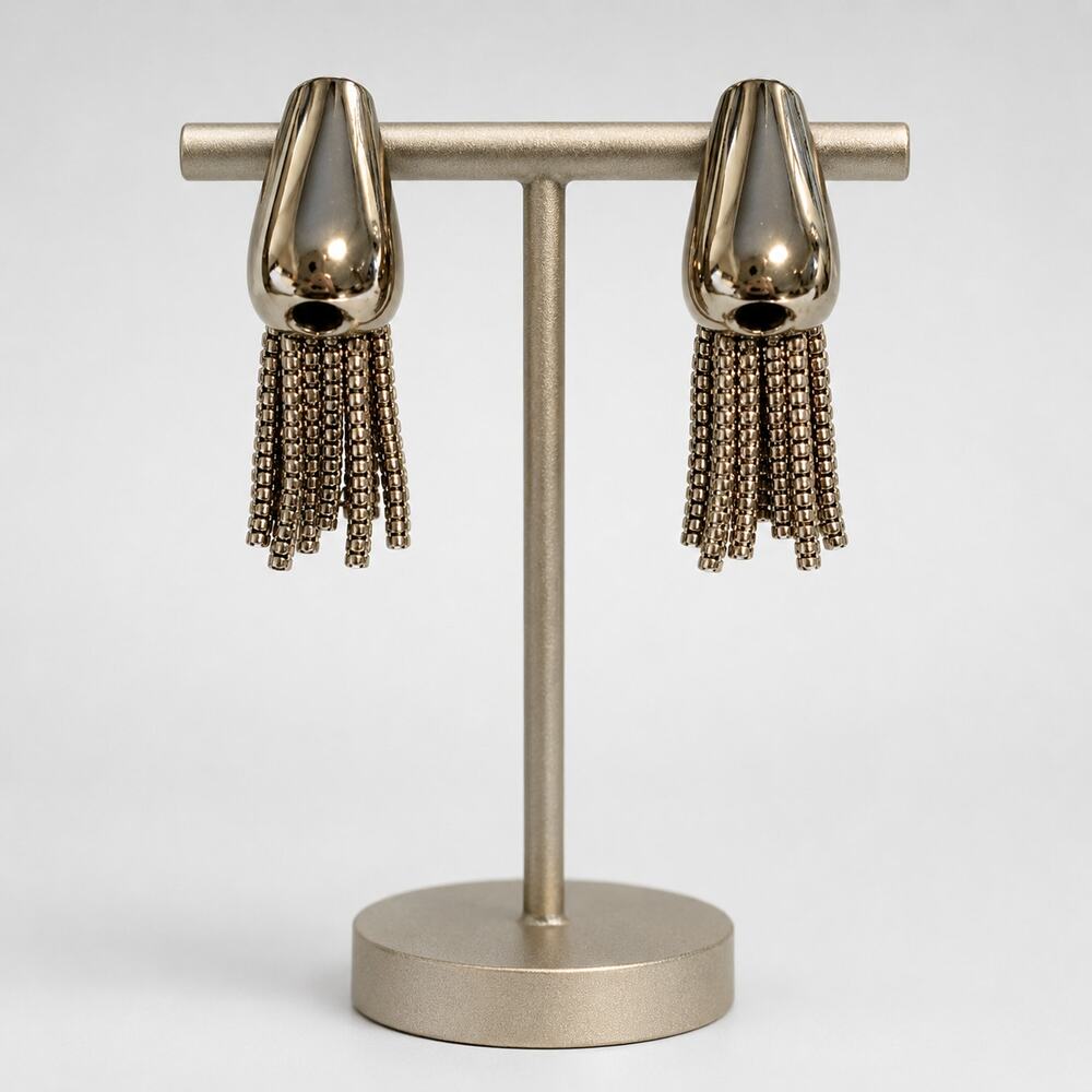 Unique Clip-on Earrings 1.75" Long Dangle Silver-tone Vintage Tassels sc6